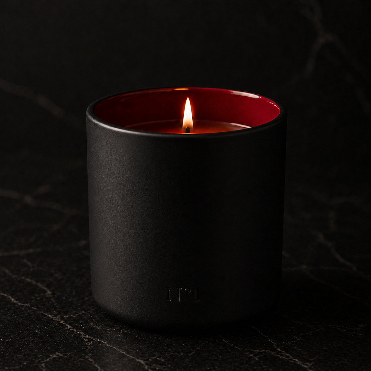 ÉNOUIR N°1 matte black ceramic candle vessel with crimson interior